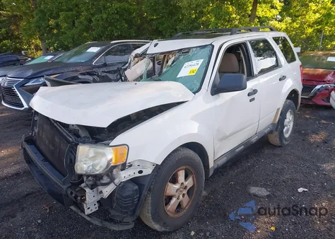 2011 Ford Escape Xlt z USA, uszkodzony, nr VIN 1FMCU0D71BKB83033